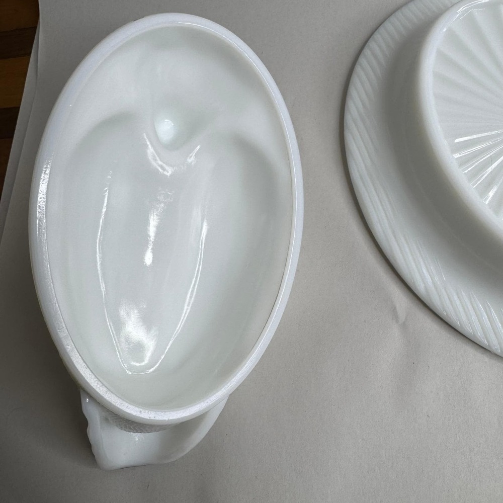 Westmoreland Milk Glass Duck on Nest Covered Dish White Brown Eyes Vintage - Picture 8 of 10